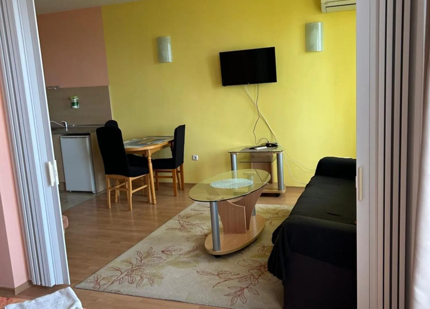 Apartments For Guests 