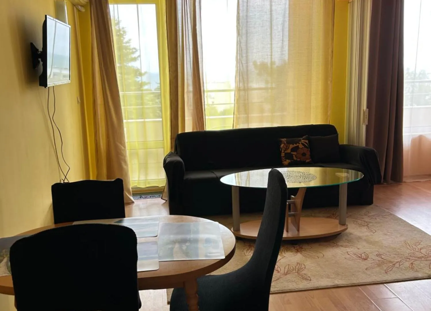 Apartments For Guests 