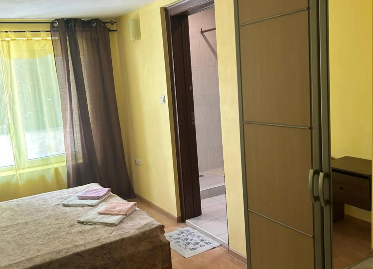 Apartments For Guests 