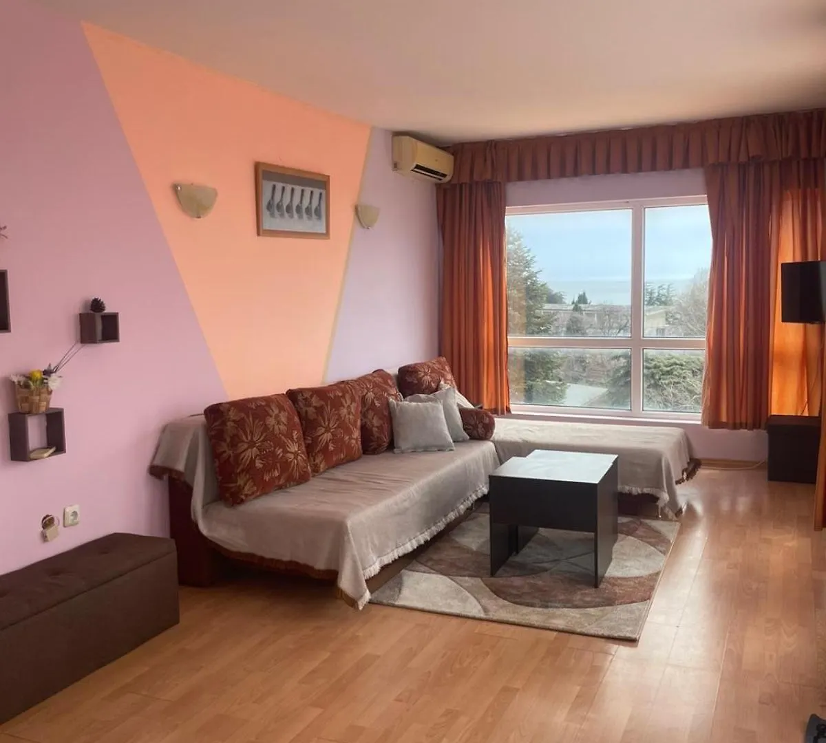 Apartments For Guests 